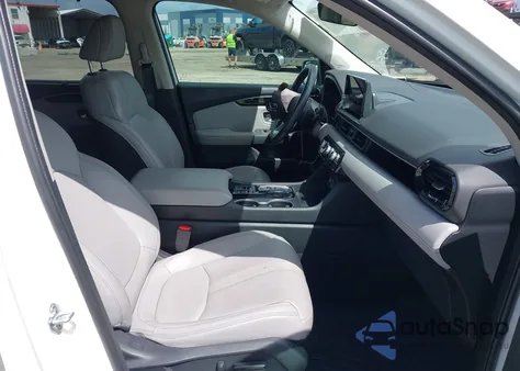 2023 Honda Pilot Awd Touring z USA, uszkodzony, nr VIN 5FNYG1H75PB055691